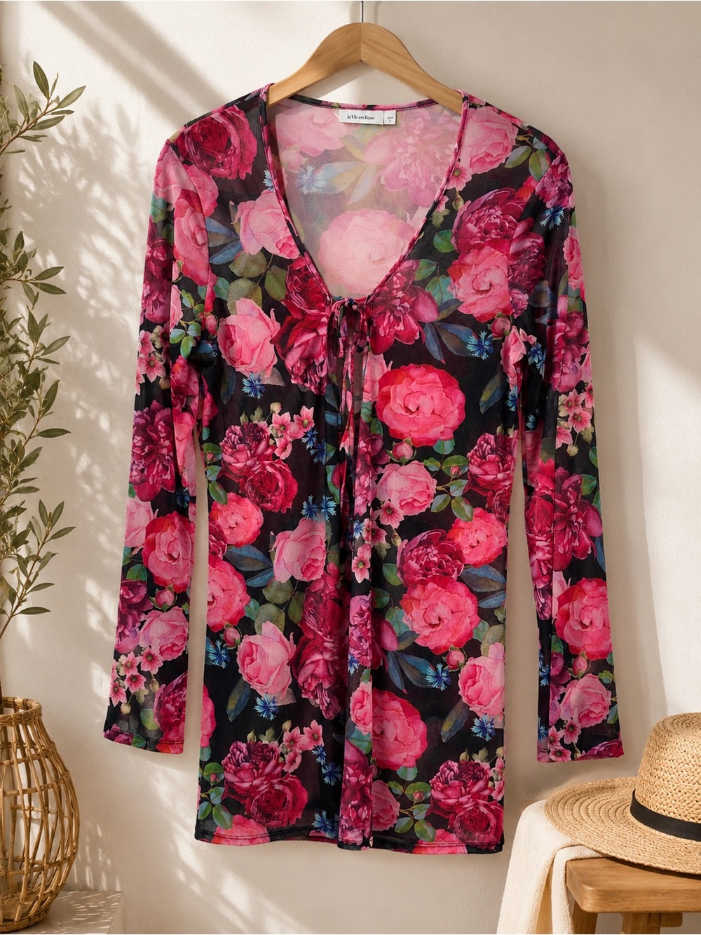 La Vie En Rose Floral Swim Cover-Up Size Small